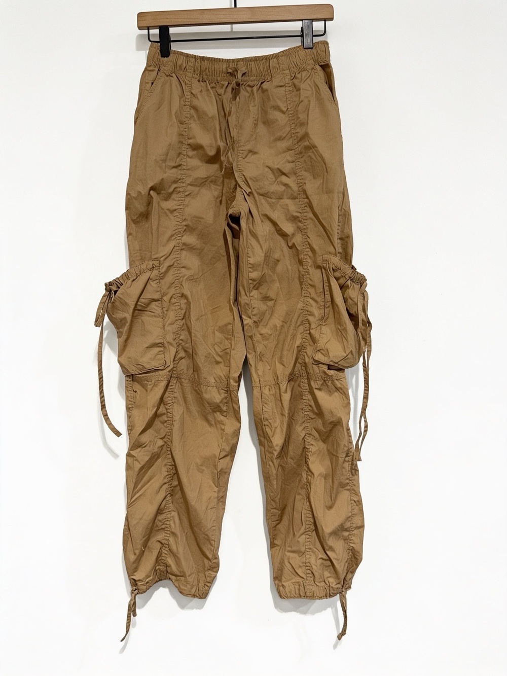 Abercrombie & Fitch Tan Cargo Pants